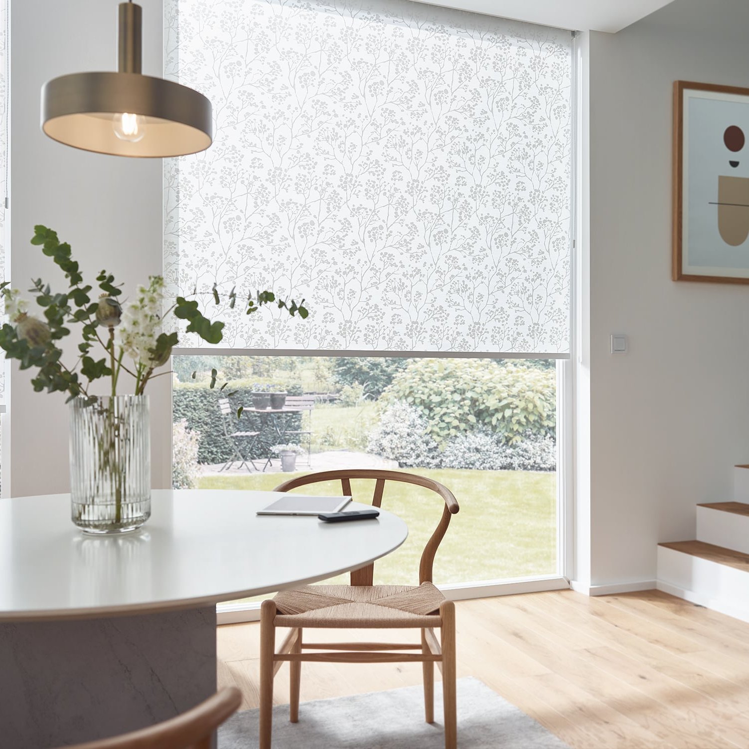 [Translate to English:] Wohnraum mit KADECO-Rollo